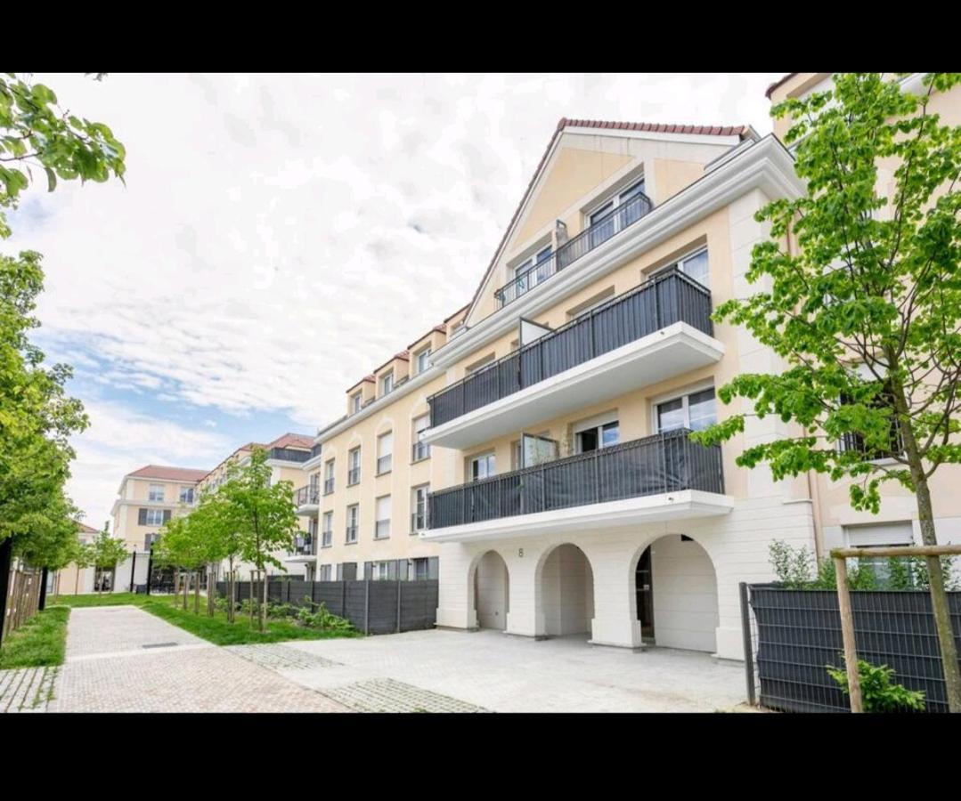 מונטבראן Appartement Cosy A 8 Min Disney 20 Min Paris מראה חיצוני תמונה